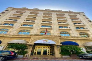 Serenada Golden Palace Hotel